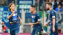 Pemain Lecce Gianluca Lapadula (tengah) merayakan setelah mencetak gol penyeimbang saat pertandingan sepak bola Serie A antara Lazio melawan Lecce di Stadion Olimpiade, Roma, Italia, 10 November 2019. (Filippo MONTEFORTE/AFP)