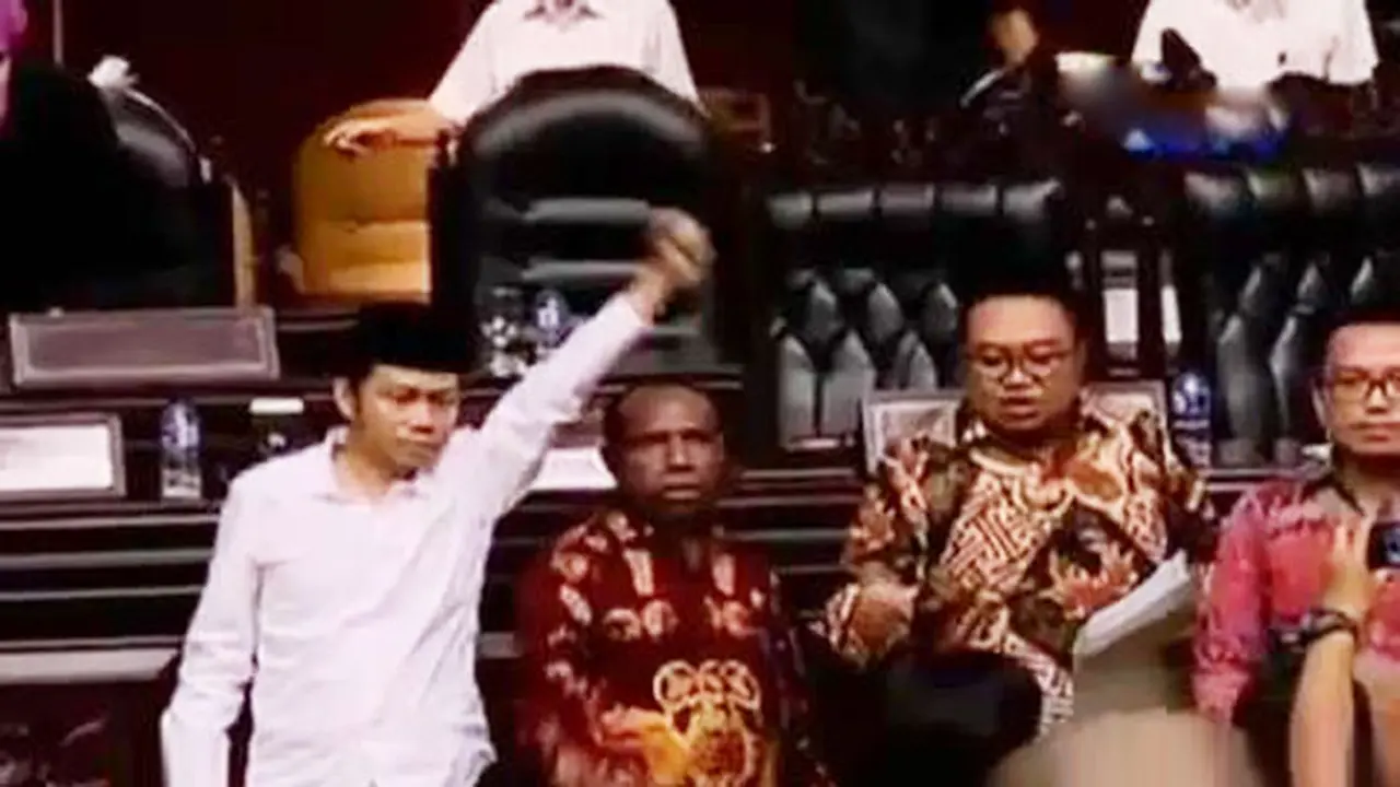 Segmen 1: Rapat Paripurna Ricuh hingga Rekonstruksi Saipul Jamil
