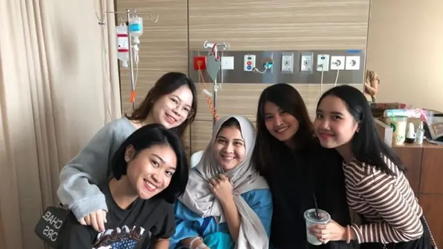 Potret Kesha Ratuliu Usai Jalani Operasi Tumor Payudara