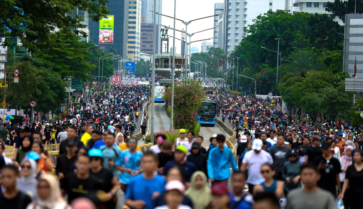 Kembalinya keramaian Car Free Day menjadi tanda positif pemulihan aktivitas sosial warga Jakarta sekaligus penanda hidupnya kembali ruang interaksi publik di pusat kota. (Kapanlagi.com/Budy Santoso)