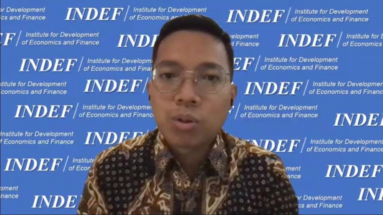 Ekonom dari Institute foe Development of Economic and Finance (Indef) Abra Talattov