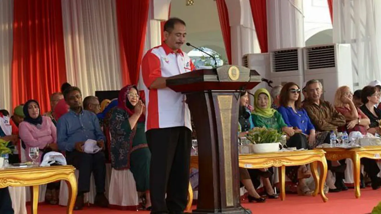 Menpar Arief Yahya Berpantun di Festival Bahari Kepri 2016