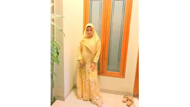 7 Potret Isi Rumah Bebby Fey di Probolinggo, Elegan Bernuansa Emas