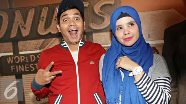 Indra Bekti Rayakan Ulang Tahun Istri dengan Candle Light Dinner
