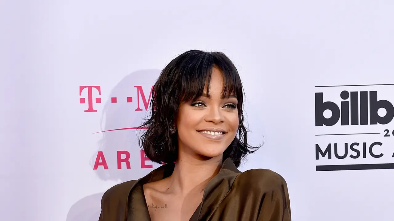[Bintang] Rihanna