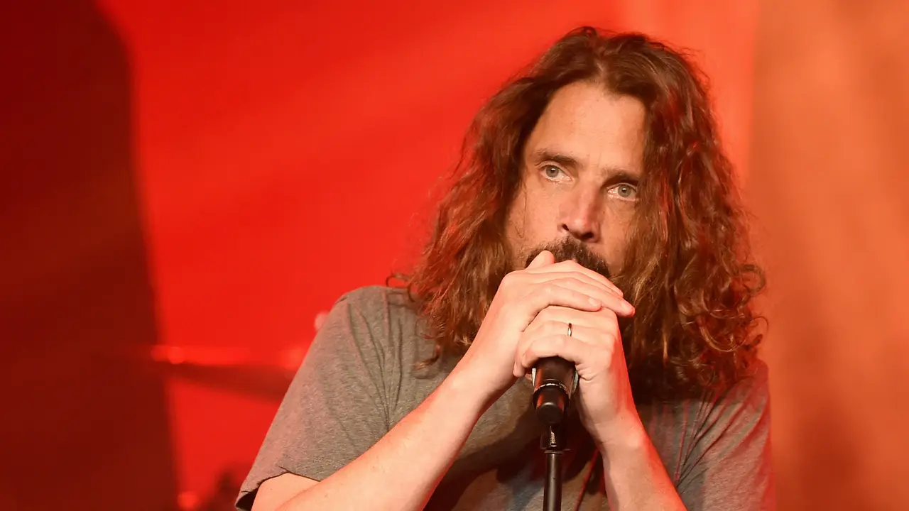 [Bintang] Chris Cornell