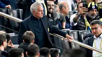 Hasil imbang ini membuat Fenerbahce menempati peringkat ke-14 klasemen Liga Europa dengan lima angka. Adapun Manchester United berada di posisi 21 dengan tiga poin. (AFP/Ozan Kose)