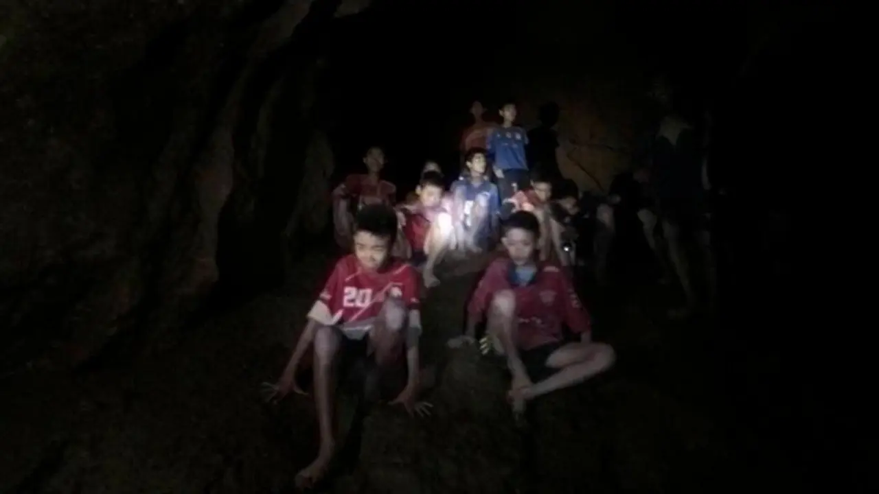 [Bintang] Gua di Thailand Akan Dijadikan Tempat Wisata