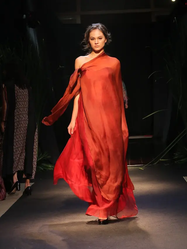 [Fimela] Yanny Tan: Nature's Poetry Couture Collection 2019