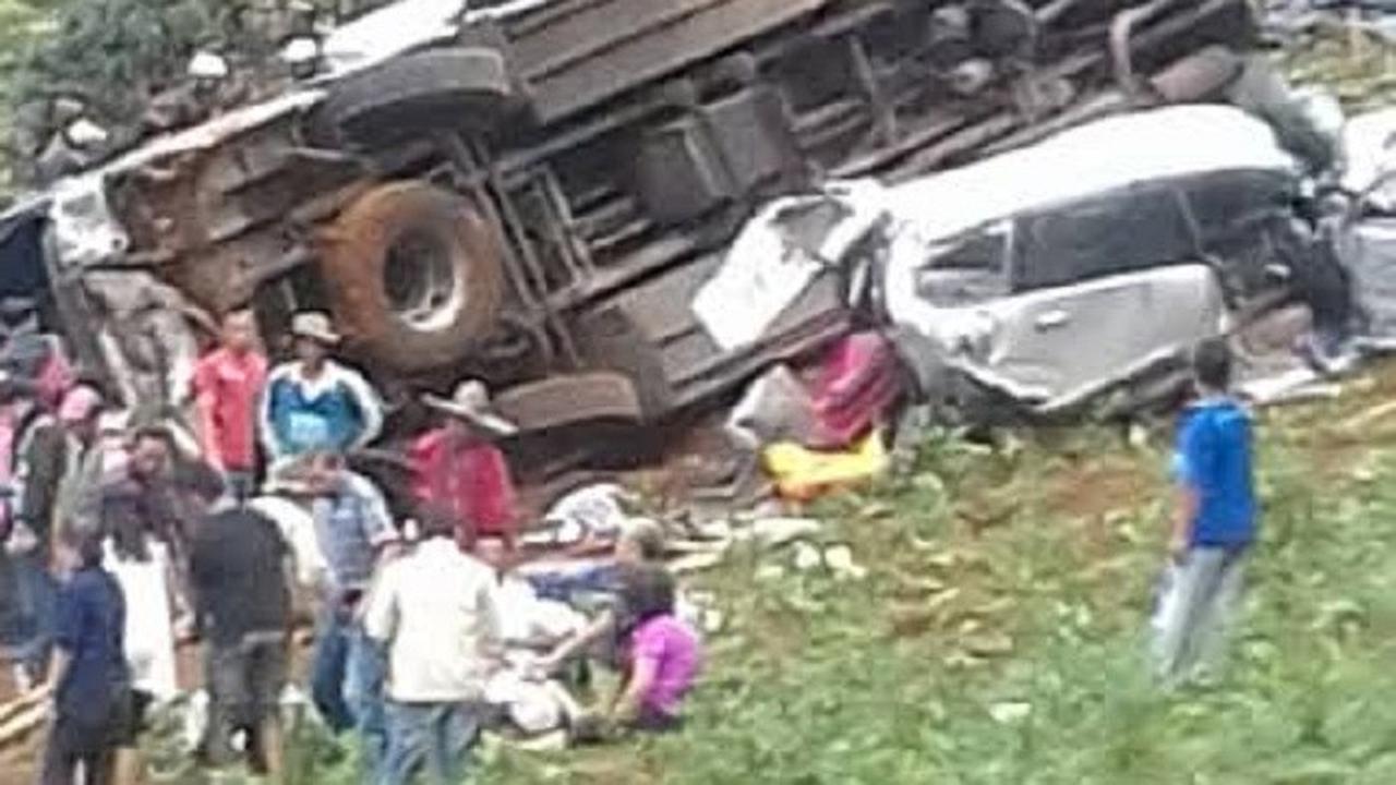 Kecelakaan Maut Puncak