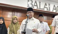 Pramono Respons Laporan Warga soal Komplotan Copet di Transjakarta
