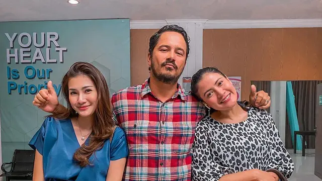 6 Potret Fathir Muchtar dan Fera Feriska di Balik Layar Love Story, Selalu Kompak