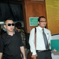 Sidang Cerai Sheila Marcia (Adrian Putra/bintang.com)