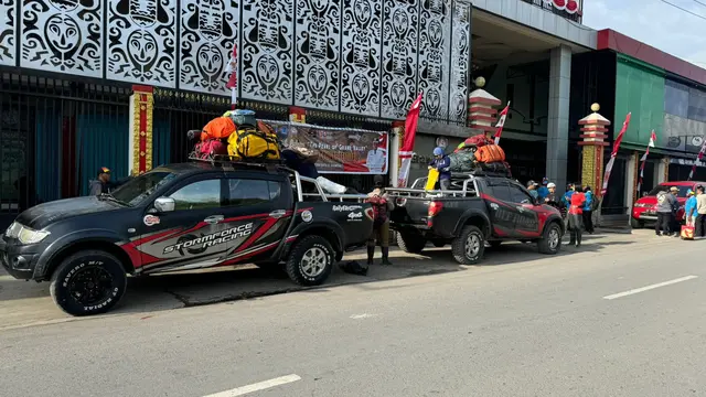 Ekspedisi Puncak Trikora.