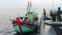 Selat Malaka Jadi Titik Masuk Ponsel Ilegal