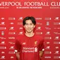 Takumi Minamino resmi dikenalkan Liverpool, Kamis (19/12/2019). (Bola.com/Dok. Liverpool)