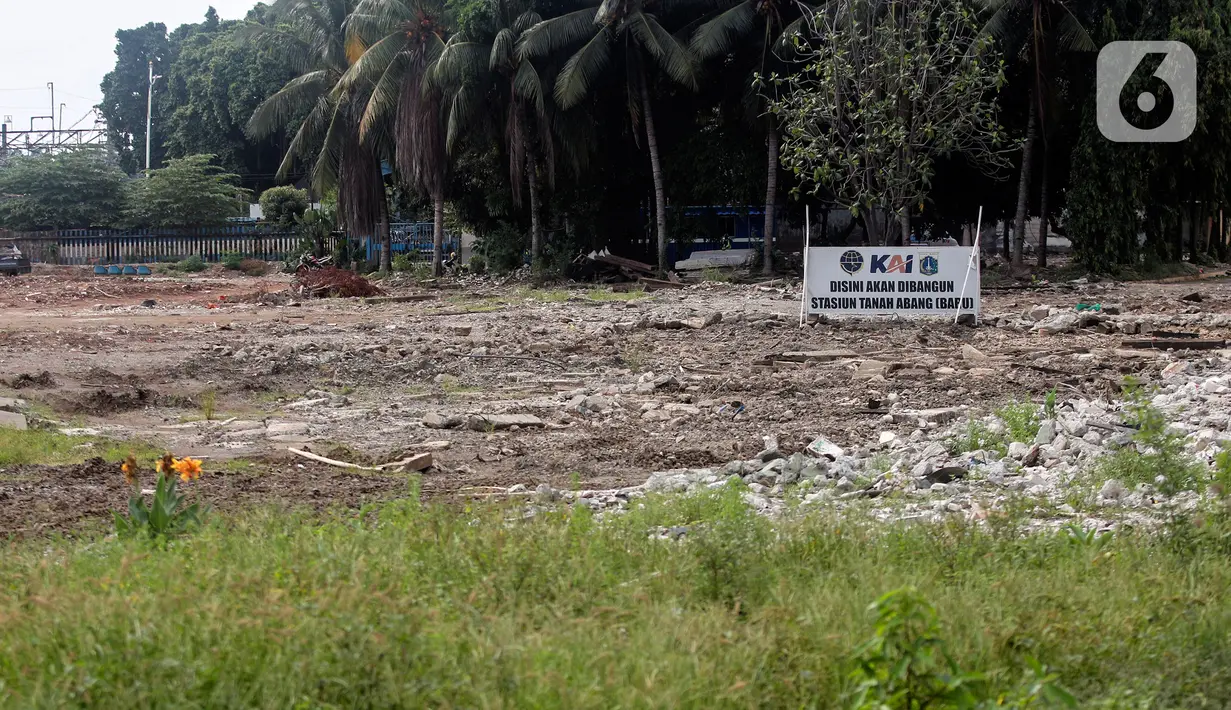 Pengembangan dilakukan untuk mengantisipasi semakin padatnya penumpang KRL CommuterLine Jabodetabek di Stasiun Tanah Abang. (Liputan6.com/Johan Tallo)