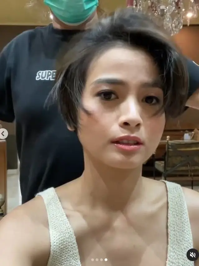 6 Potret Terbaru Acha Septriasa, Potong Rambut Pendek Setelah 34 Tahun