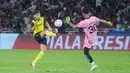 Dua dari enam gol Oxford diborong oleh striker mereka, Mark Harris. Empat gol lainnya masing-masing dicetak oleh Michal Helik, Przemyslaw Placheta, Thomas Bradshaw, dan Brian de Keersmaecker. (Bola.com/M Iqbal Ichsan)