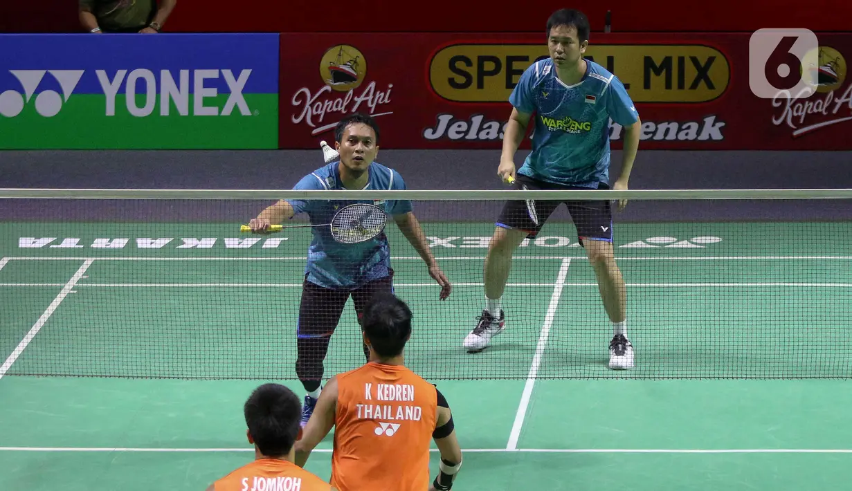 Beberapa kali, Mohammad Ahsan/Hendra Setiawan terjebak kesalahan sendiri. (Liputan6.com/Herman Zakharia)