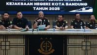 Tak Hanya Wakil Wali Kota Bandung, Kejari Tetapkan Anggota DPRD sebagai Tersangka Penyalahgunaan Kekuasaan