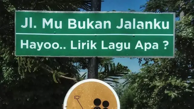 6 Nama Jalan Paling Gokil yang Bikin Senyum Lebar, Out of The Box