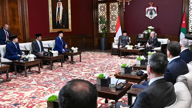 Presiden Prabowo Subianto bertemu Raja Kerajaan Yordania Hasyimiah, Raja Abdullah II ibn Al Hussein, di Istana Basman, Amman, Rabu (25/2/2026).
