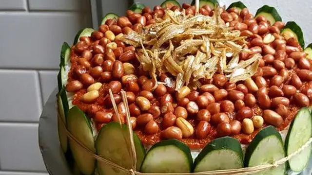 Kreatif, 6 Potret Kue Ulang Tahun Ini Terbuat dari Nasi