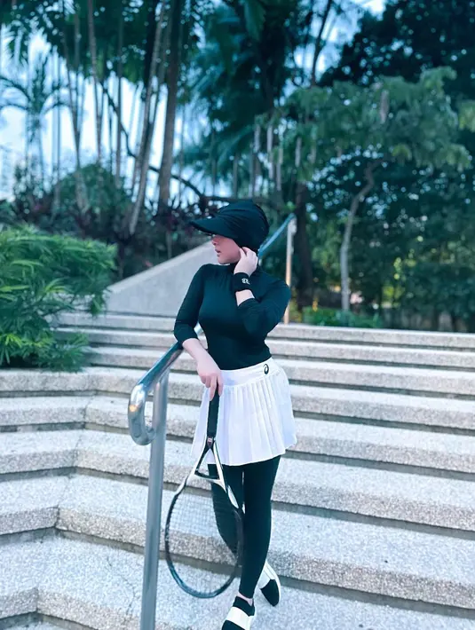 Syahrini. [Instagram/princessyahrini]