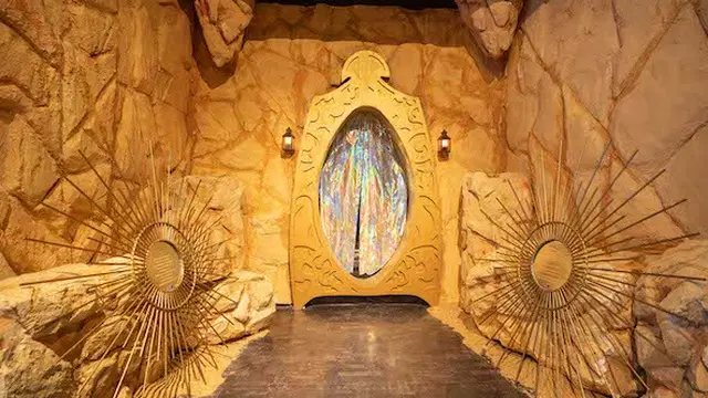 Sudut ikonik dari serial drama Alchemy of Souls di Netflix Sarang Korner. (Foto: Netflix)