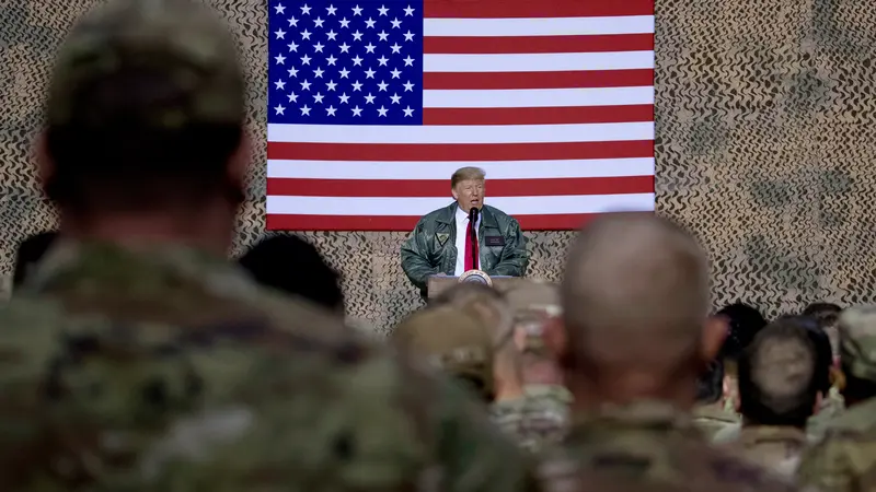 Trump Kunjungi Tentara AS di Irak