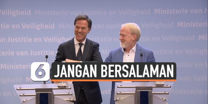 VIDEO: Kocak, Usai Pidato Anjurkan Jangan Bersalaman, PM Belanda Malah Bersalaman