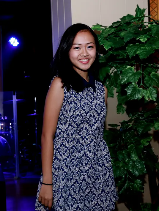 Single teranyar milik gadis dengan senyum manis ini menceritakan kisah cinta temannya yang sulit ‘move on’ dari sang kekasih dalam balutan genre pop. (Wimbarsana/Bintang.com)