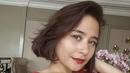 <p>Rambut pendek memang membuat tampilan lebih fresh hingga awet muda, seperti Prilly Latuconsina yang kini tampil dengan potongan rambut barunya. Berikut tampilannya. (@prillylatuconsina96)</p>