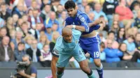 Kompany menyebut punya cara ampuh untuk meredam Diego Costa.