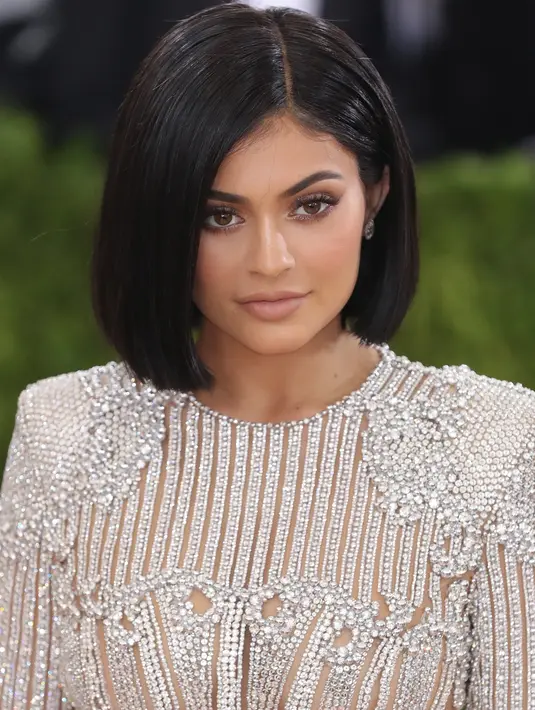 Met Gala ialah acara paling bergengsi di Hollywood. Tentu saja Kylie Jenner tak ingin melewati momen tersebut. (AFP/Bintang.com)