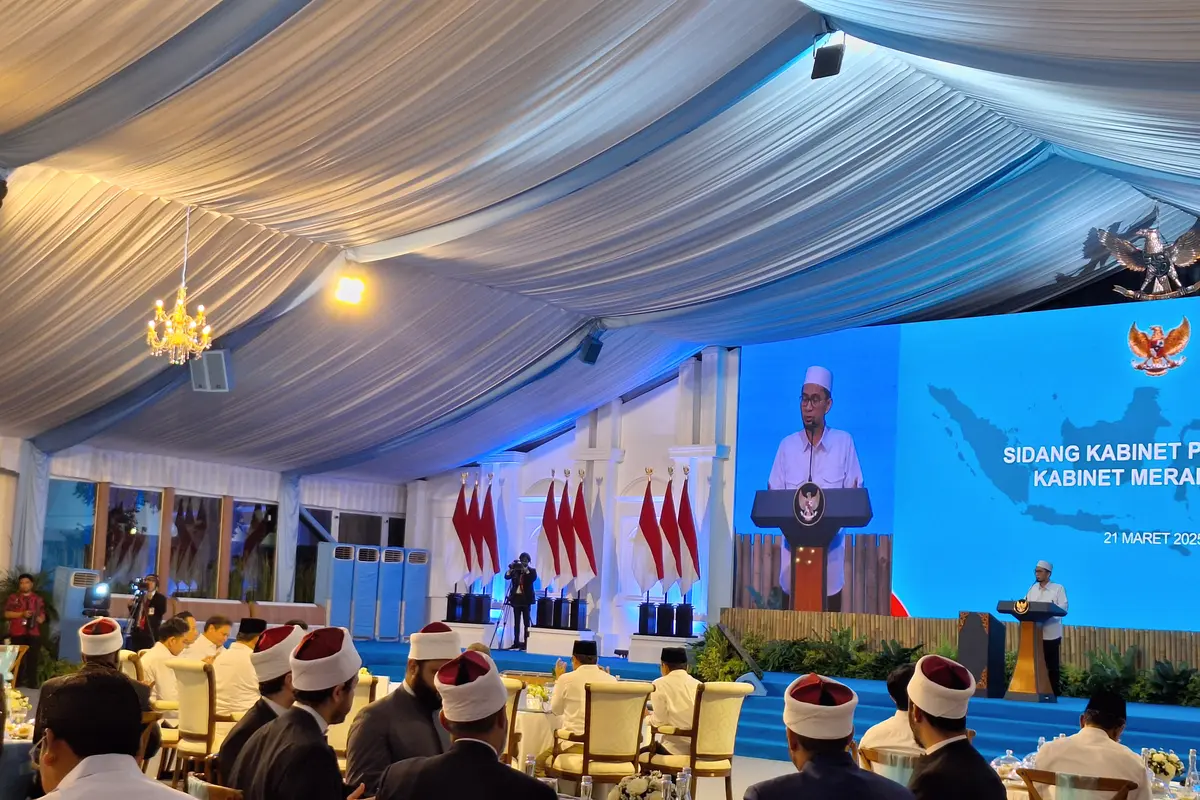 Prabowo Gelar Buka Puasa Bersama Kabinet Merah Putih di Istana, Dihadiri UAH