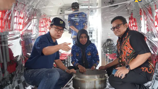 Kementerian PUPR, BMKG, BRIN, dan TNI AU bekerja sama  melaksanakan Teknologi Modifikasi Cuaca (TMC) guna menjaga debit tampungan air bendungan. (Dok Kementerian PUPR)