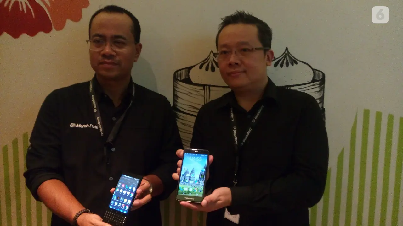 Sukaca Purwokardjono, COO BB Merah Putih dan Stanley Widjaja, VP Sales & Marketing, BB Merah Putih