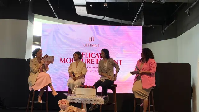 Olivia Tommy kala menjadi bintang tamu peluncuran Delicate Moisture Lip Tint dalam Kampanye #UltimatelyTintspired By You di Jakarta, Oktober 2023. (Foto: Dok. Istimewa)