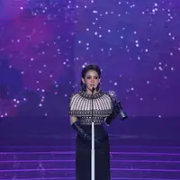 Syahrini SCTV Awards 2018