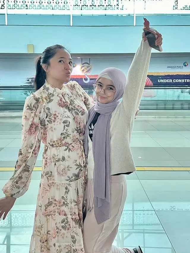 Beda Gaya Sienna Anak Marshanda dan Mikhayla Putri Nia Ramadhani. [@marshanda]