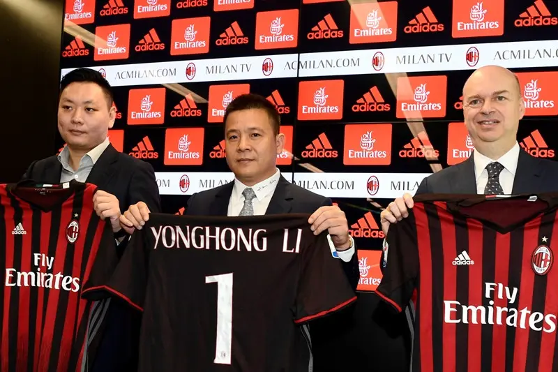 Pemilik AC Milan, Yonghong Li. (AFP/Miguel Medina)
