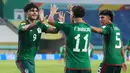 Stephano Carrillo (kiri) total mencetak 3 gol bagi Timnas Meksiko U-17 dari tiga laga di Grup F. Satu gol dicetaknya saat bermain imbang 2-2 dengan Venezuela pada matchday kedua dan dua gol dicetak saat menang 4-0 atas Selandia Baru pada matchday ketiga. (futboltotal.com.mx)