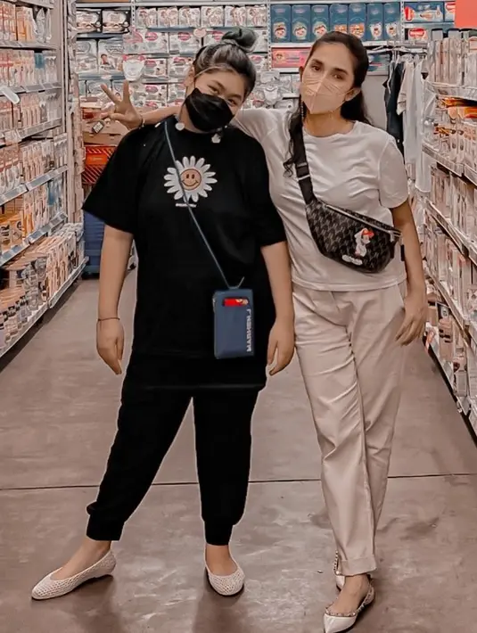 (Instagram/ussypratama)