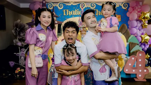 Momen Ruben Onsu Rayakan Ulang Tahun Thalia dan Thania, Meriah Banget