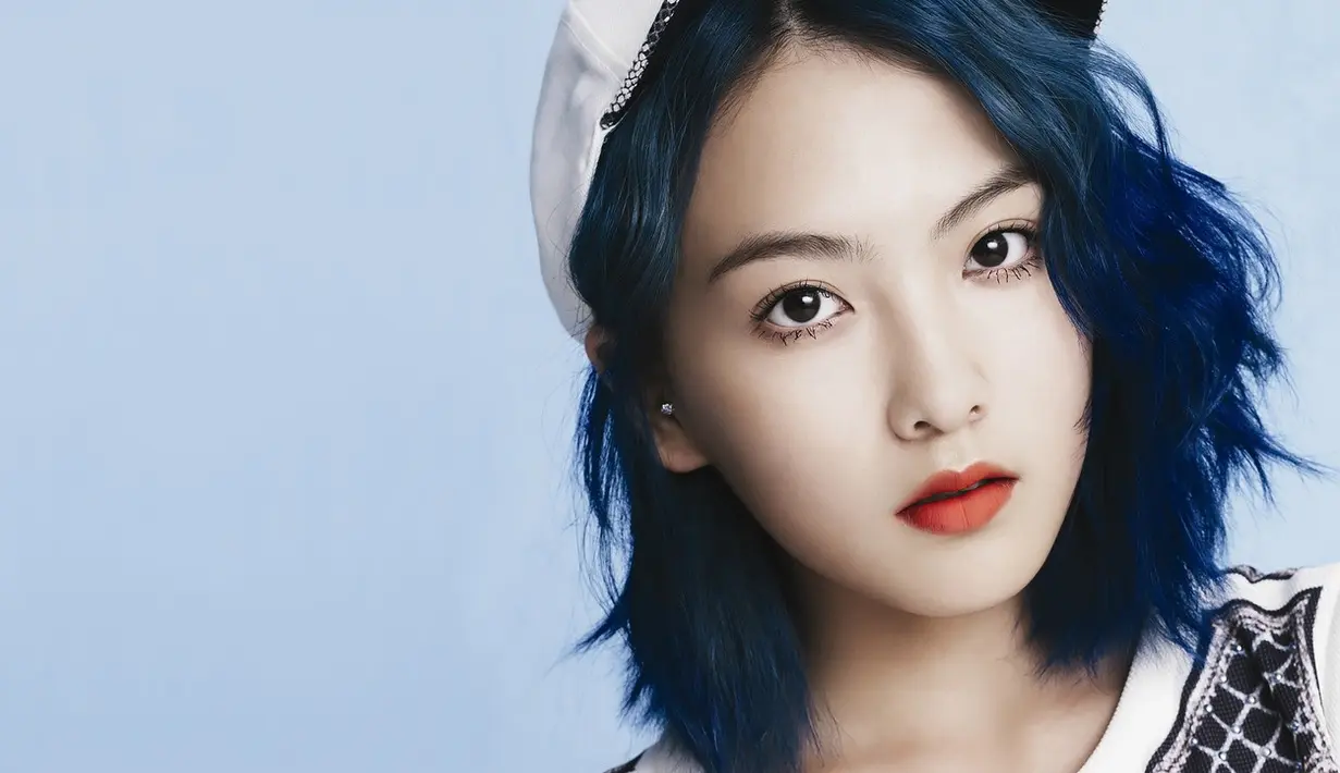 Pada acara tersebut, Kang Ji Young sempat menjalani wawancara tentang film   terbarunya yang berjudul Killer. Tak hanya soal film, ia juga ditanya   tentang hubungannya dengan para personel Kara. (Foto: soompi.com)