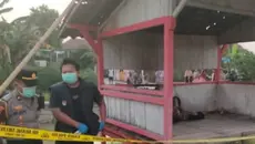 Buruh Wanita Dibakar di Pos Ronda