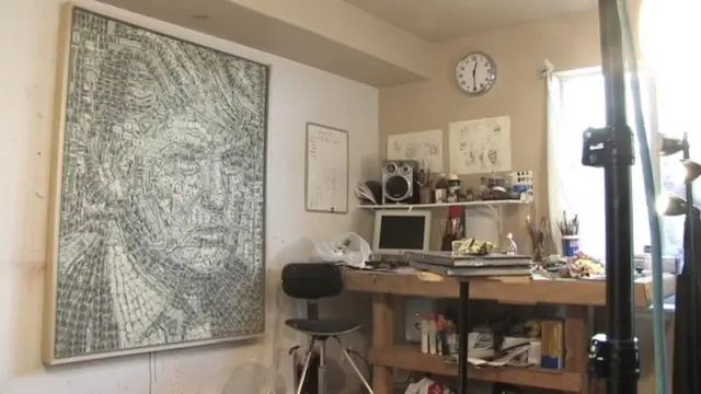 Serial karya seni dari uang 