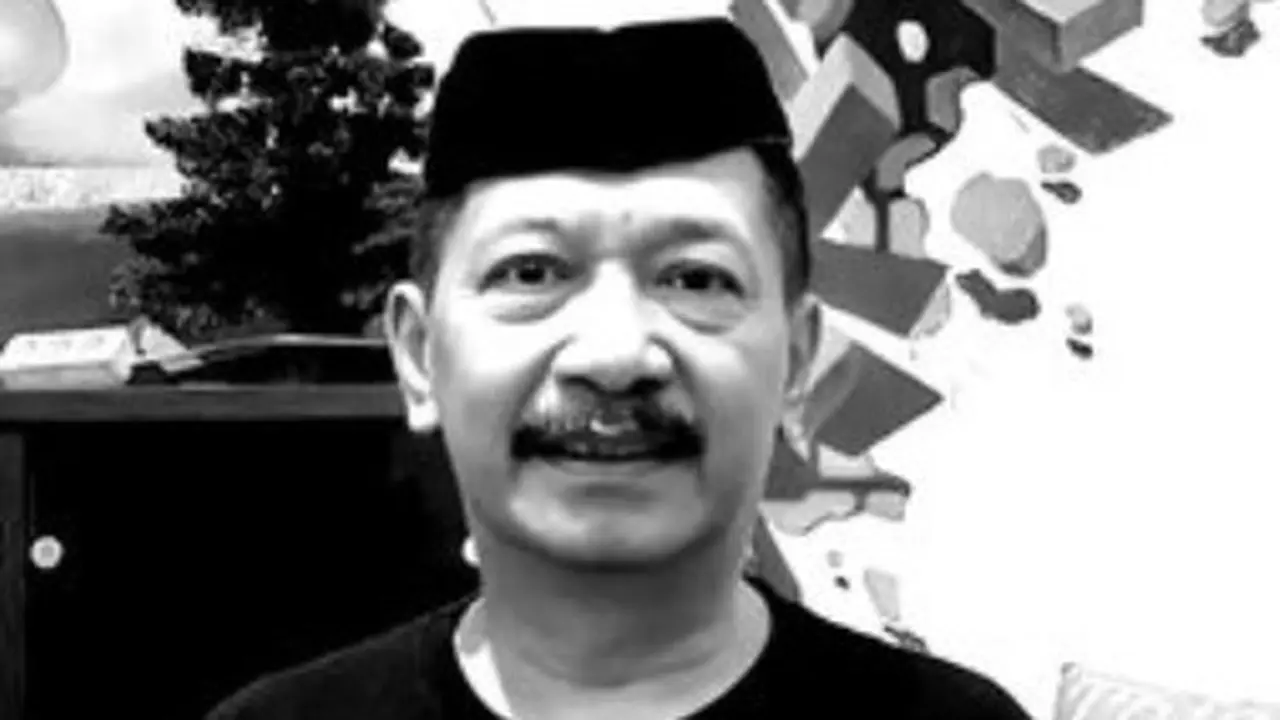Kabar duka kembali datang dari dunia hiburan Tanah Air. Kali ini, komedian Polo Srimulat meninggal dunia pada Rabu 6 Maret 2024 di Rumah Sakit Ana Medika Bekasi, Jawa Barat (Jabar).